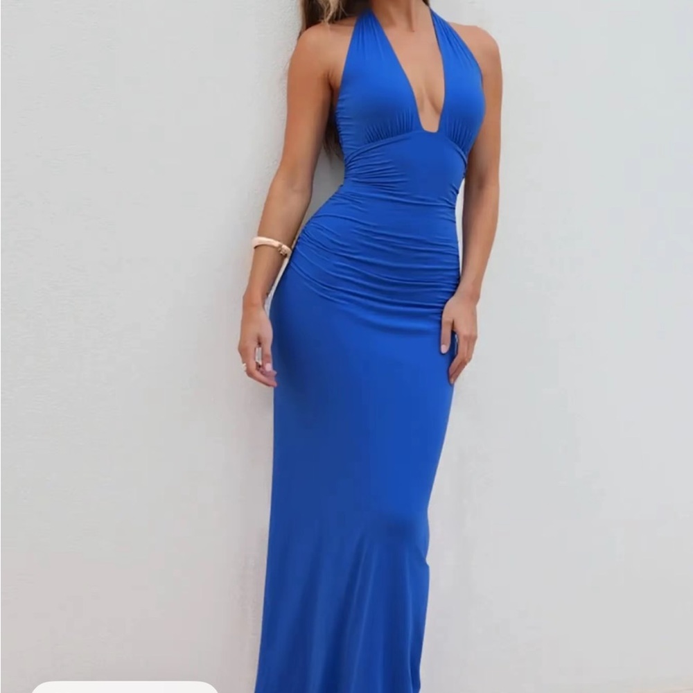 Women's Solid Color Backless Halter Sleeveless Dress